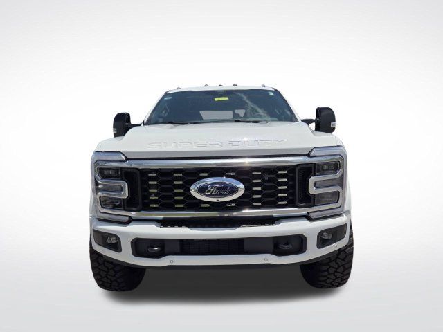 New 2026 Ford F450 Platinum w/ FX4 Off-Road Package AWD/4WD image 2