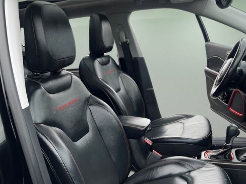 Used 2018 Jeep Compass Trailhawk w/ Leather Interior Group image 24