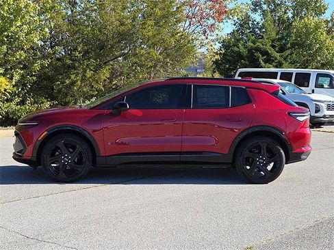 New 2025 Chevrolet Equinox EV RS image 2