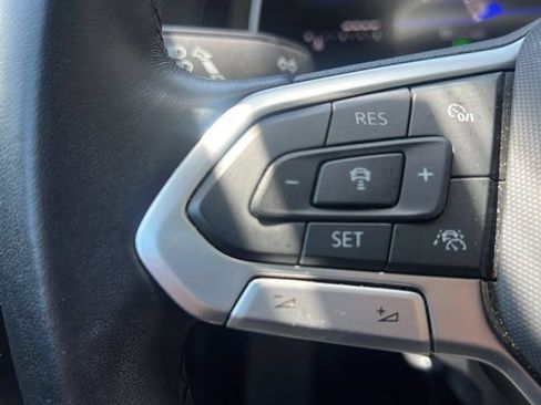 Used 2024 Volkswagen Jetta SE FWD image 20