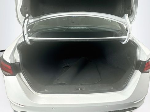 Used 2025 Nissan Sentra SV FWD image 27