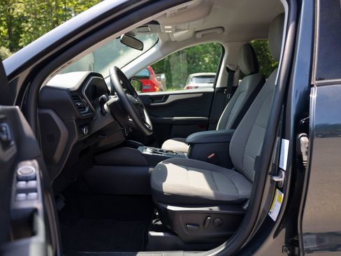 Certified 2022 Ford Escape SE w/ SE Sport Appearance Package AWD/4WD image 15
