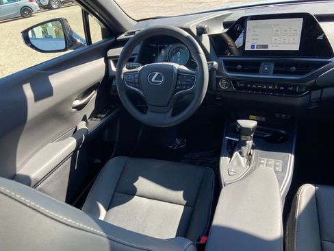 Certified 2024 Lexus UX 250h 250h Premium image 25