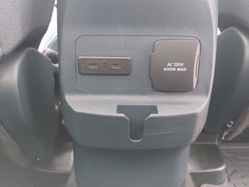 Used 2025 Ford Maverick XLT w/ XLT Luxury Package AWD/4WD image 16