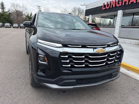 Used 2025 Chevrolet Equinox LT w/ Convenience Package II image 4