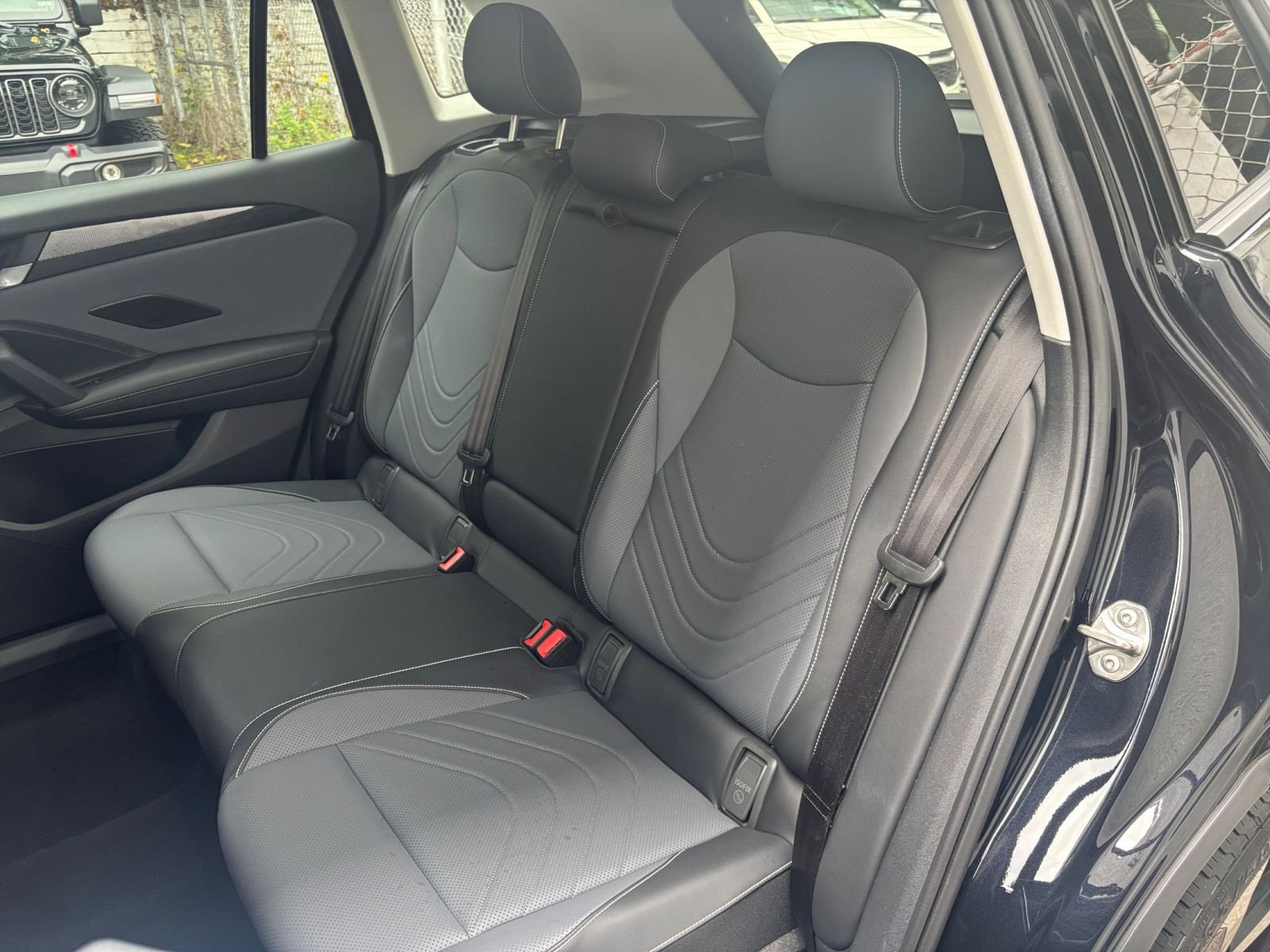 Used 2026 Volkswagen Tiguan SE FWD image 38