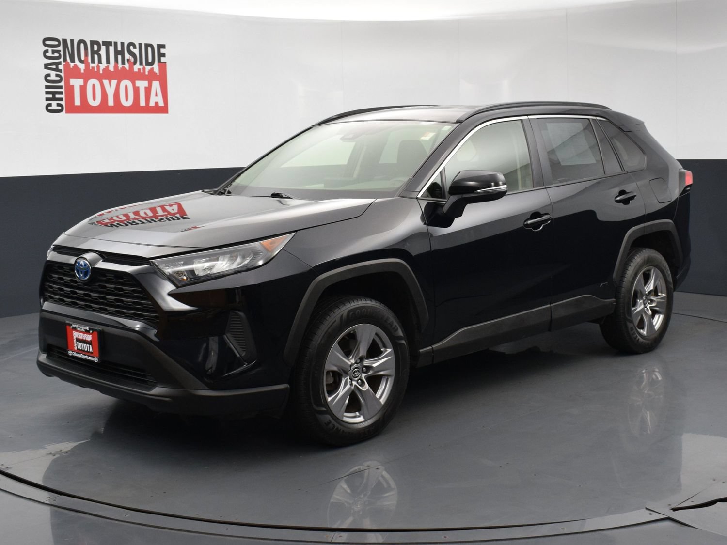 Used 2022 Toyota RAV4 LE AWD/4WD image 8