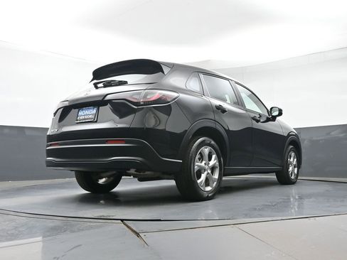 Certified 2025 Honda HR-V LX image 28