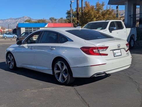 Used 2019 Honda Accord Touring image 6