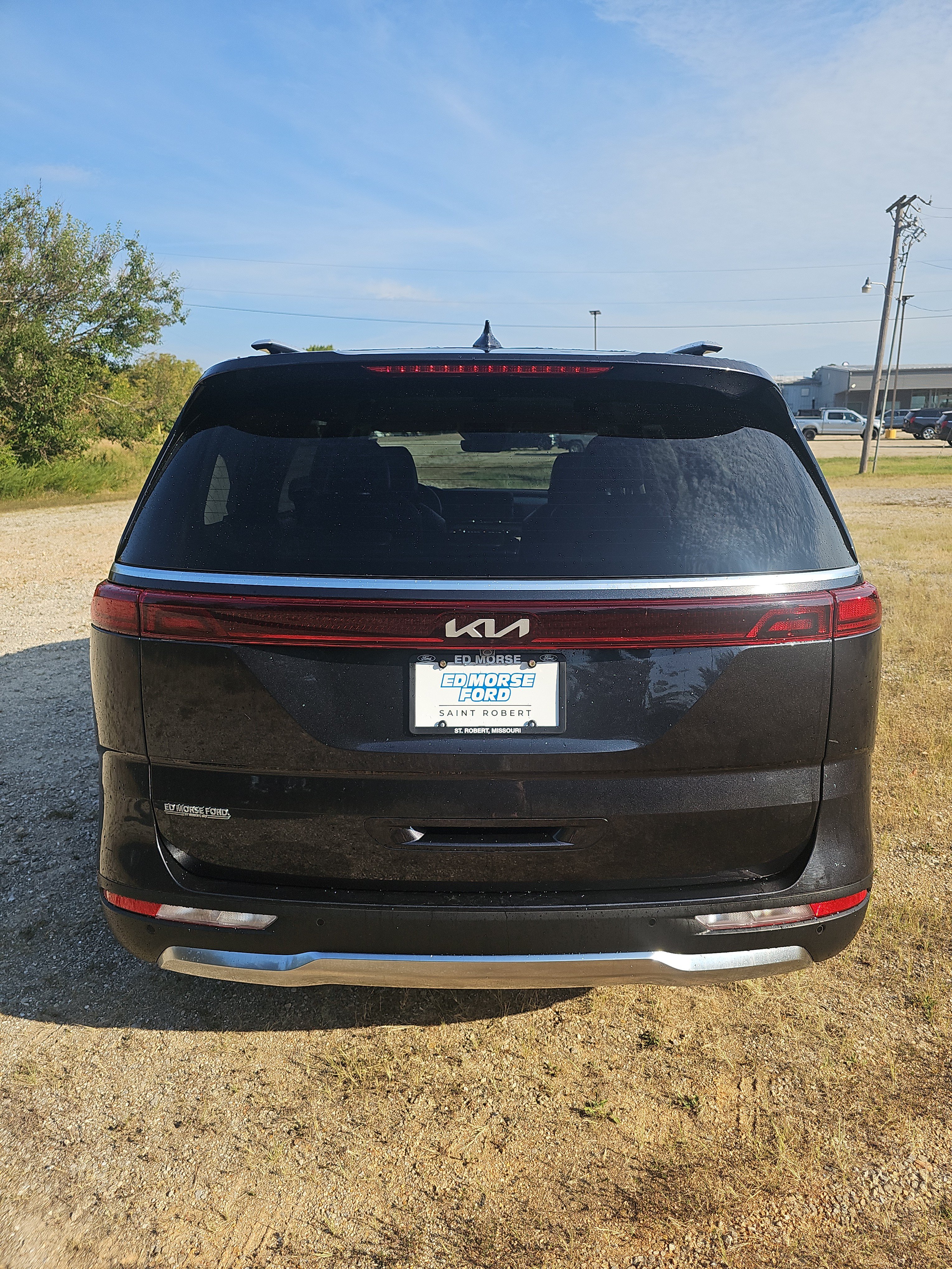 Used 2022 Kia Carnival SX FWD image 5