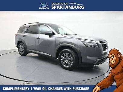 Used 2025 Nissan Pathfinder SV