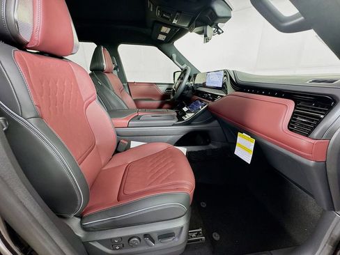 New 2026 INFINITI QX80 Autograph w/ Premium Cargo Package image 38