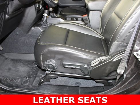 Used 2020 Jeep Gladiator Overland image 10