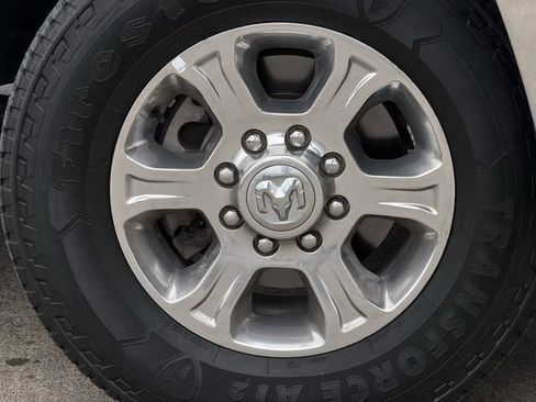 Used 2024 RAM 2500 Big Horn AWD/4WD image 6