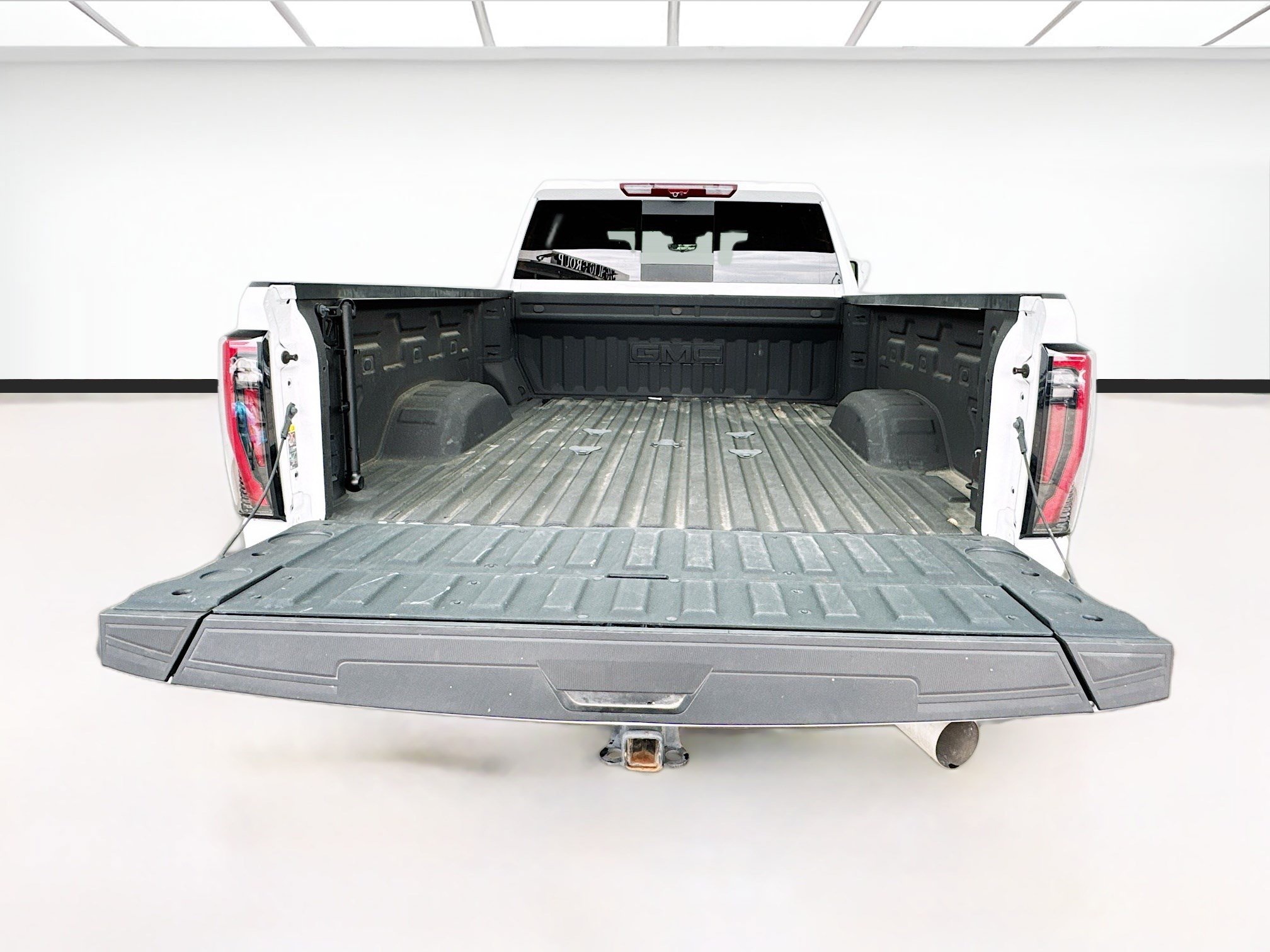 Used 2025 GMC Sierra 3500 AT4 w/ AT4 Premium Plus Package AWD/4WD image 18