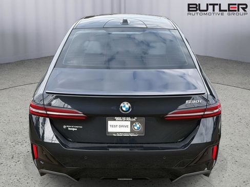 Used 2024 BMW 530i w/ Executive Package RWD image 9