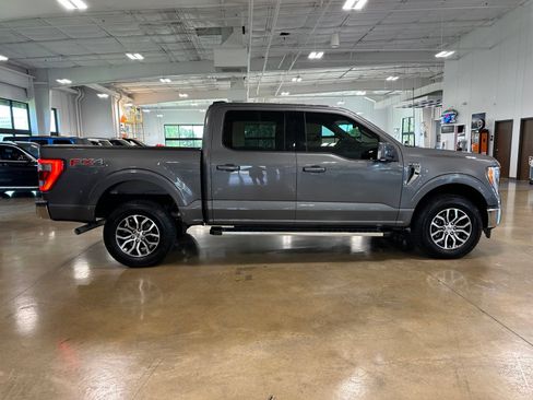 Used 2022 Ford F150 Lariat w/ Trailer Tow Package AWD/4WD image 9