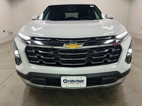 New 2026 Chevrolet Equinox LT image 10