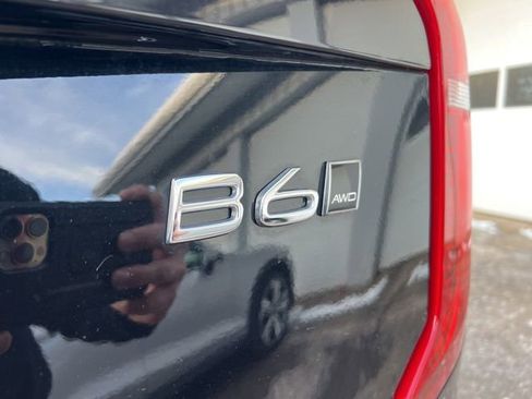 Certified 2025 Volvo XC90 B6 Ultra image 15