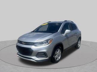 Used 2017 Chevrolet Trax LT w/ Driver Confidence Package FWD 360° Tour