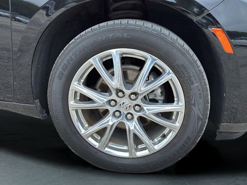 Used 2023 Buick Enclave Essence w/ Experience Buick Package FWD image 32