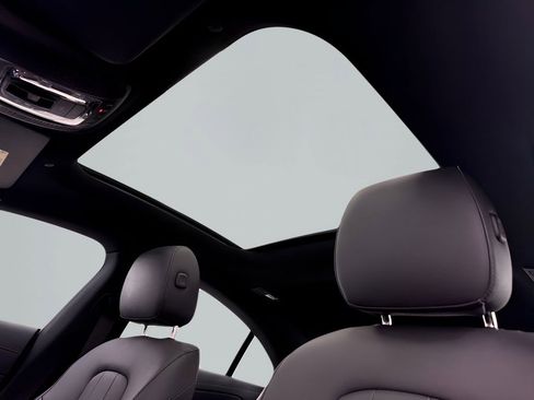 Used 2025 Mercedes-Benz CLA 250 4MATIC image 15