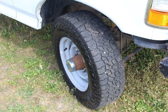 Used 1996 Ford F250 4x4 Regular Cab image 6