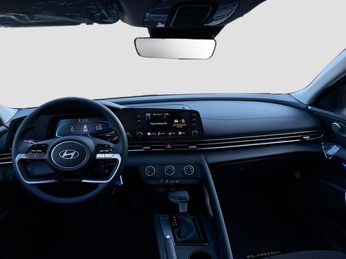 New 2026 Hyundai Elantra SE image 13