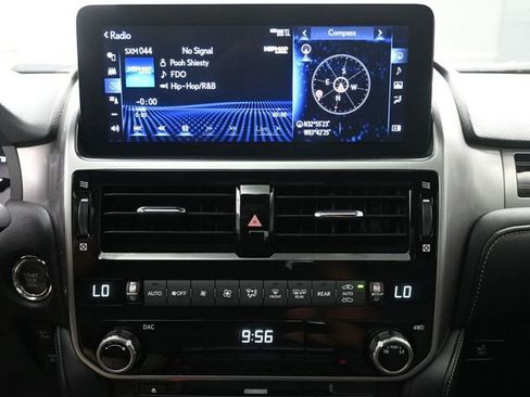 Used 2023 Lexus GX 460 Premium w/ Premium Package AWD/4WD image 11