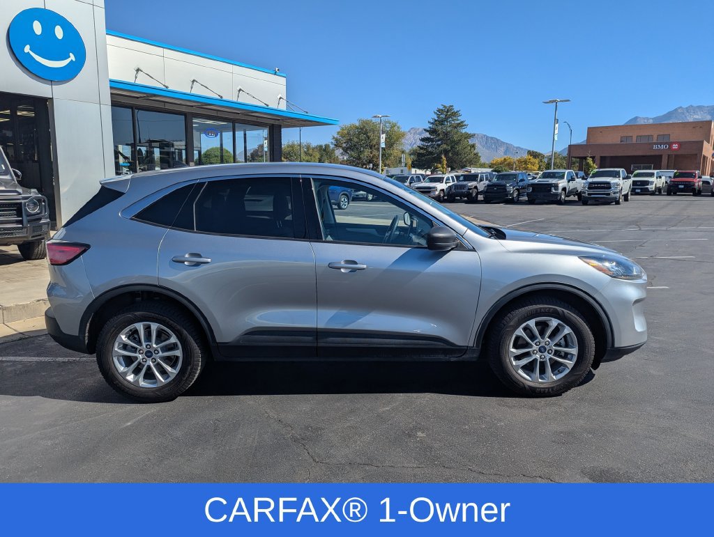 Used 2022 Ford Escape SE AWD/4WD image 2