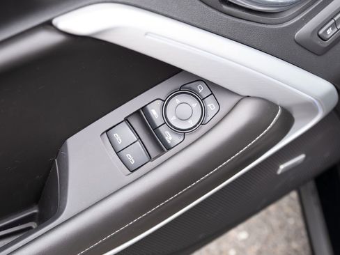 Used 2016 Chevrolet Camaro SS RWD image 15