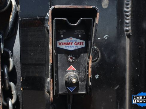 Used 2018 Ford E-350 and Econoline 350 Super Duty image 11