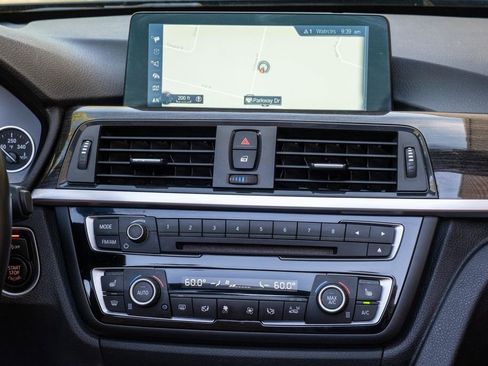 Used 2017 BMW 440i xDrive Convertible AWD/4WD image 22