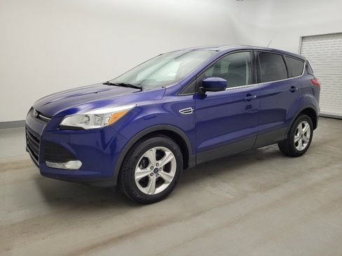 Used 2015 Ford Escape SE image 2
