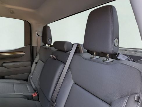 New 2026 GMC Sierra 1500 Elevation image 16