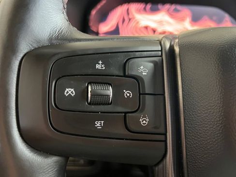 Used 2023 GMC Yukon XL Denali Ultimate AWD/4WD image 19
