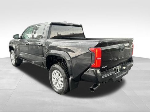 New 2026 Toyota Tacoma SR5 AWD/4WD image 3