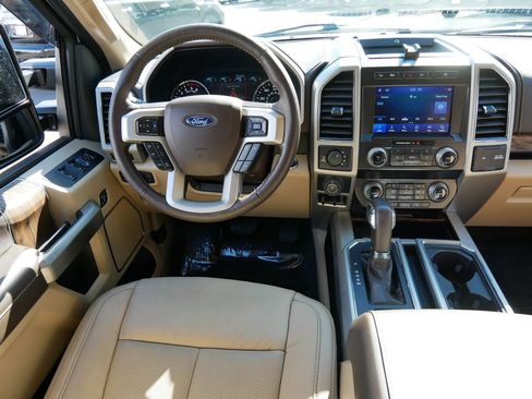 Used 2019 Ford F150 Lariat w/ Equipment Group 502A Luxury AWD/4WD image 13
