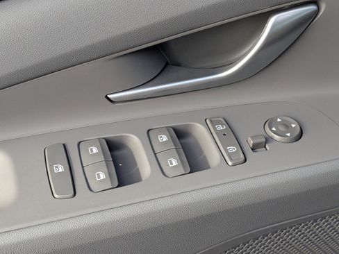 New 2026 Hyundai Elantra Sport image 23