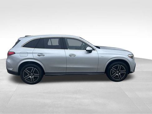 Used 2025 Mercedes-Benz GLC 350e 4MATIC image 6