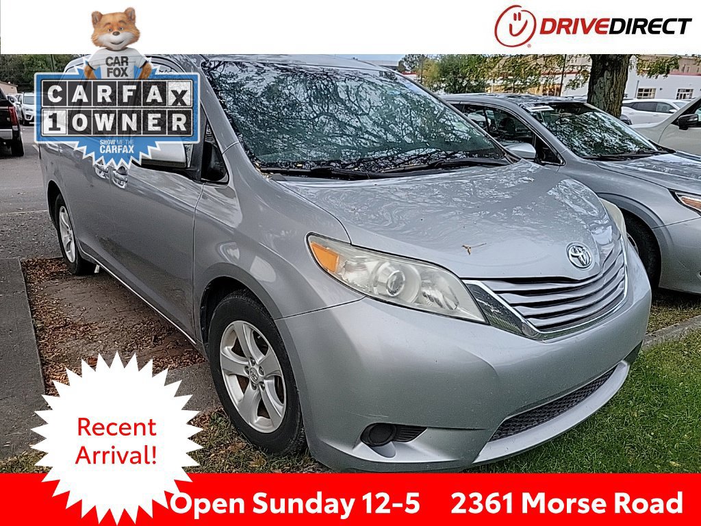 Used 2015 Toyota Sienna LE FWD image 1