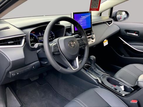 Used 2026 Toyota Corolla XLE FWD image 18
