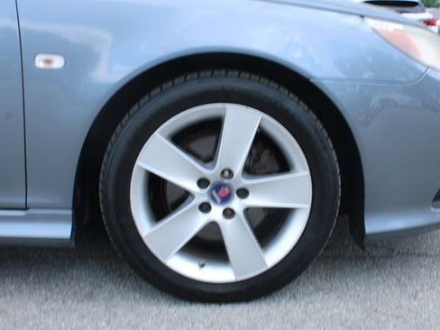 Used 2008 Saab 9-3 2.0T w/ Moonroof Package FWD image 32