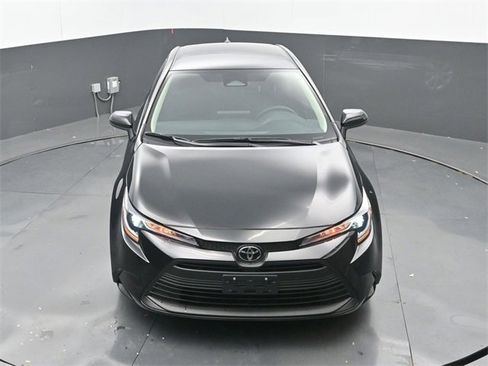 Used 2026 Toyota Corolla LE image 27