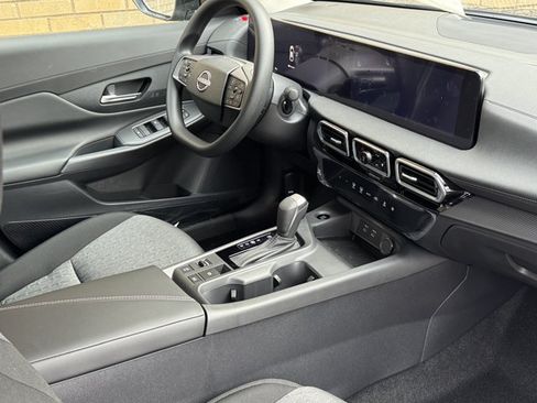 New 2026 Nissan Sentra SV w/ Floor Mat Package FWD image 8