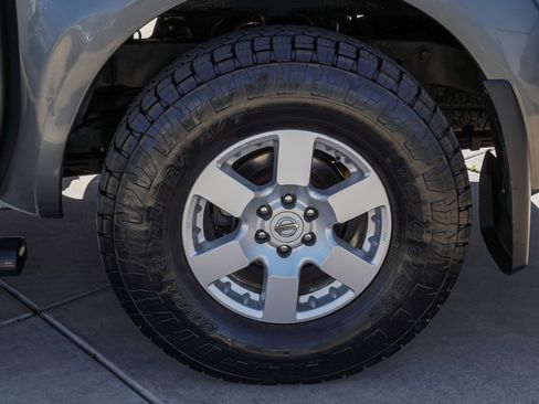 Used 2008 Nissan Frontier NISMO w/ Tow Hitch Pkg image 13