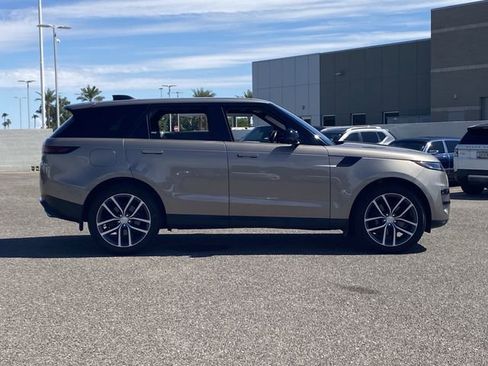 Used 2023 Land Rover Range Rover Sport SE AWD/4WD image 28