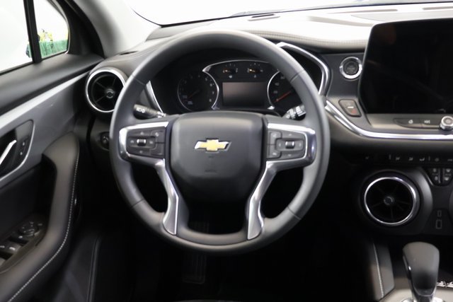 New 2026 Chevrolet Blazer LT w/ Convenience Package FWD image 15