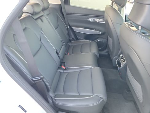 Certified 2024 Genesis GV70 2.5T w/ Advanced Package image 20