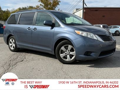 Used 2015 Toyota Sienna LE
